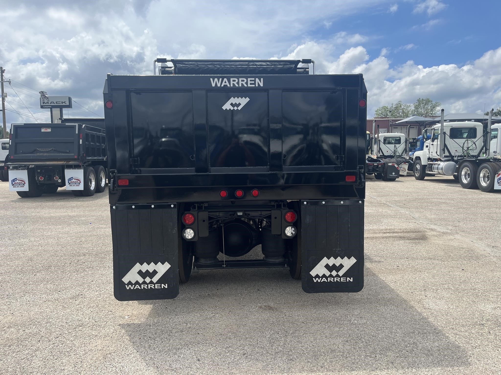2025 MACK MD7 - image 5 of 6