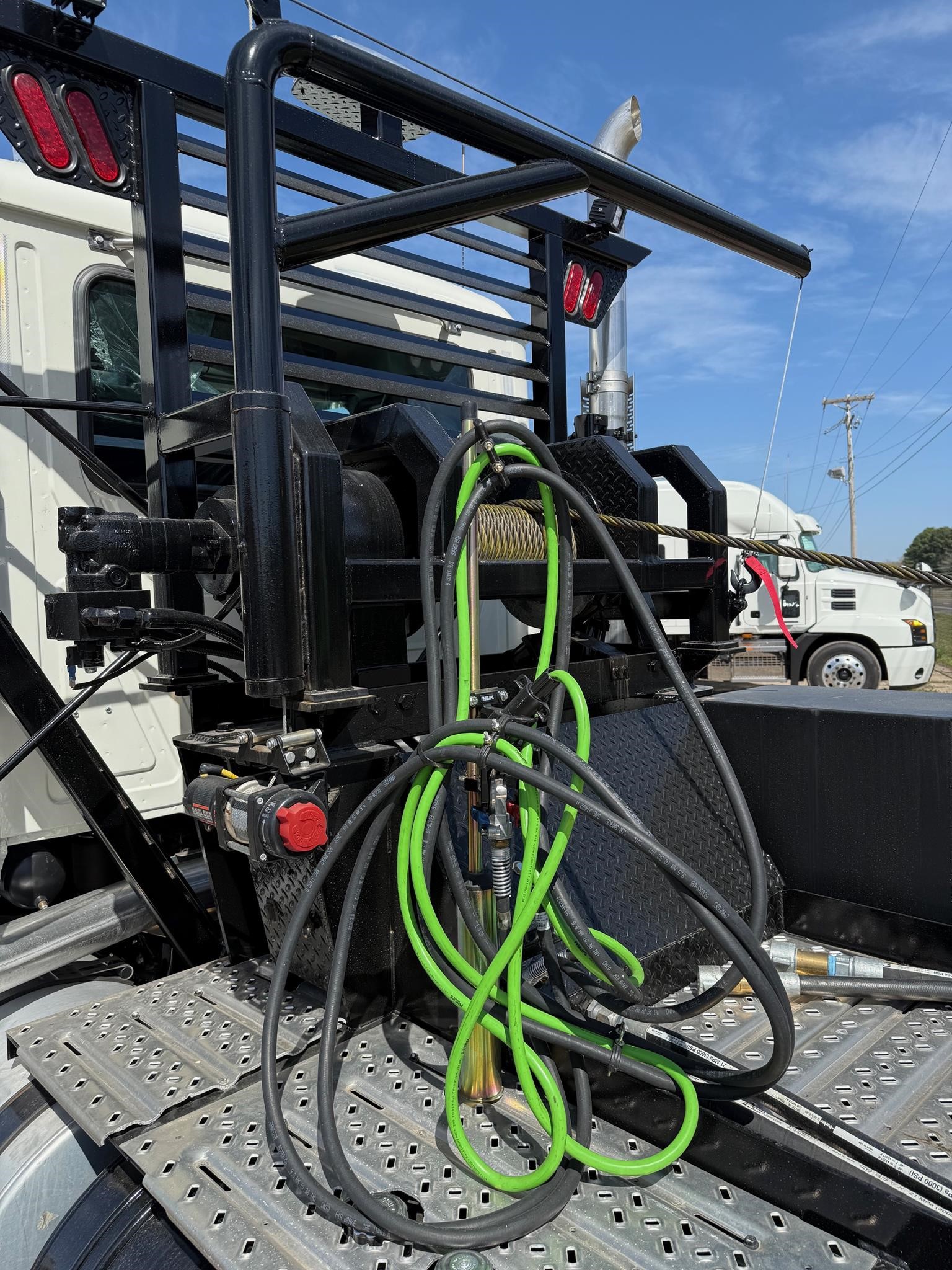 2025 MACK PINNACLE 64T - image 6 of 6