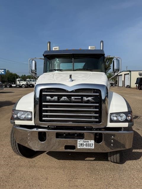 2018 MACK GRANITE GU713 - image 2 of 6