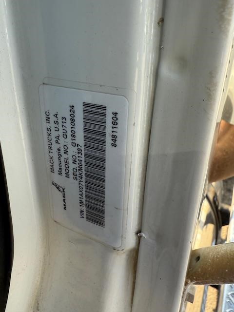 2019 MACK GRANITE GU713 2019 MACK GRANITE GU713 - image 2 of 6