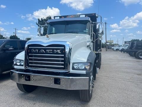 2025 MACK GRANITE 64FR 2025 MACK GRANITE 64FR - image 2 of 5