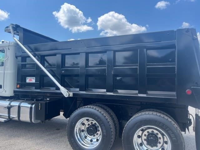 2025 MACK GRANITE 64FR 2025 MACK GRANITE 64FR - image 3 of 5