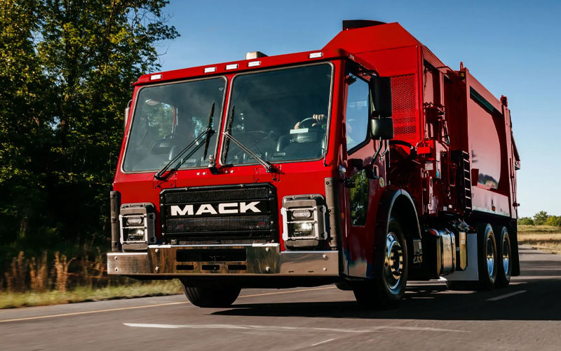Mack Trucks LR Series (Low-Entry Refuse) - image 1 of 4