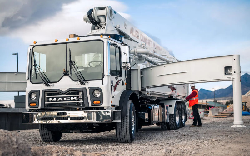 Mack TerraPro® Mack TerraPro® - image 4 of 4