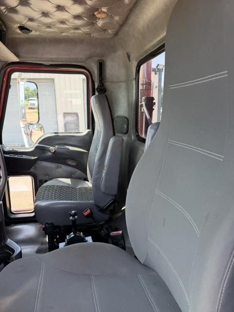 2018 MACK PINNACLE CHU613 2018 MACK PINNACLE CHU613 - image 6 of 6
