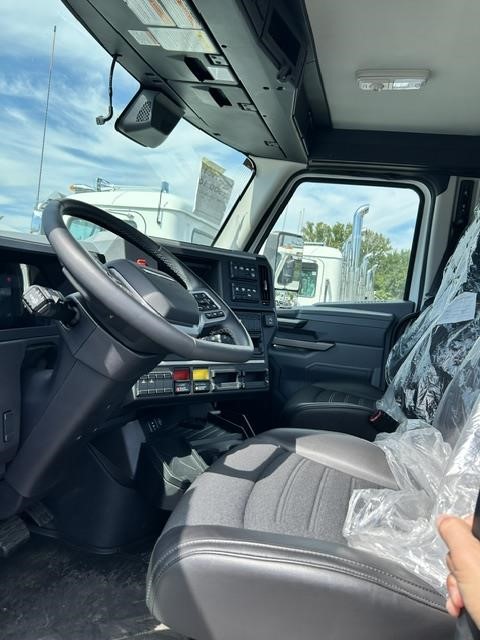 2026 MACK PIONEER 64T 2026 MACK PIONEER 64T - image 3 of 5